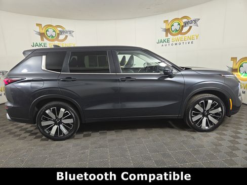 Used 2025 Mitsubishi Outlander SE AWD/4WD image 11