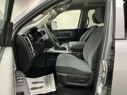 Used 2023 RAM 1500 Classic SLT w/ Trailer & Traction Group AWD/4WD image 9
