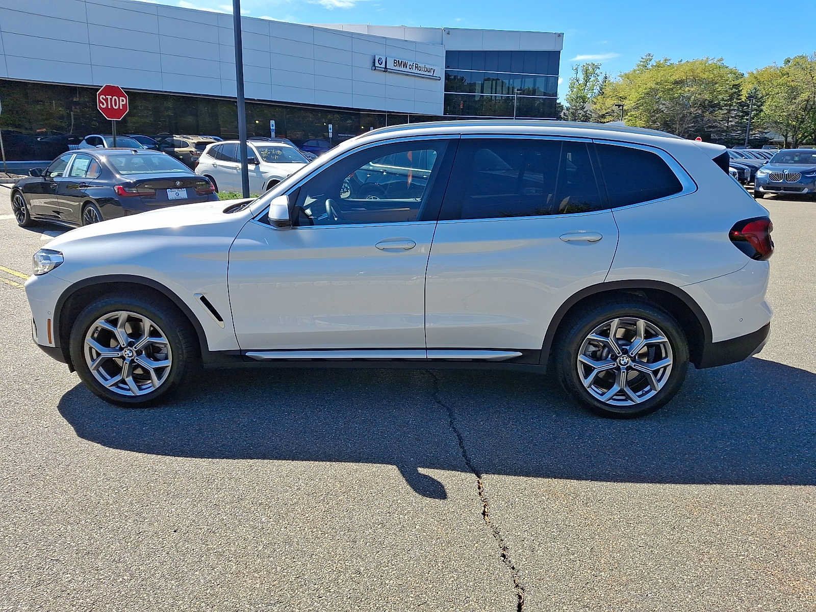 Used 2024 BMW X3 xDrive30i w/ Premium Package AWD/4WD image 4