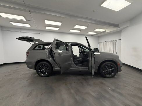 Used 2021 Dodge Durango GT w/ Blacktop Package AWD/4WD image 22
