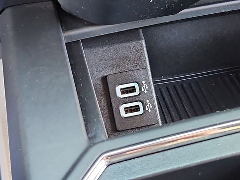 Used 2018 Ford F150 XL w/ Equipment Group 101A Mid image 24