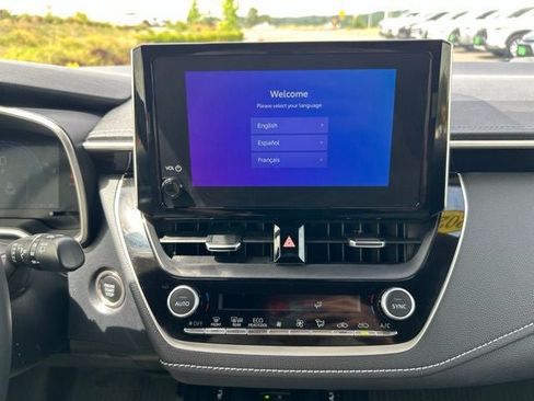 Used 2025 Toyota Corolla XSE FWD image 24