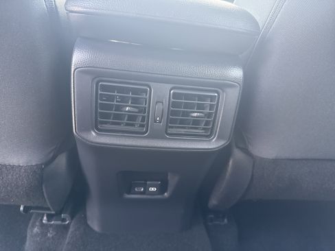 Used 2025 Toyota RAV4 XLE FWD image 14