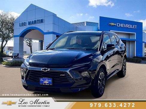 Used 2025 Chevrolet Blazer RS image 1