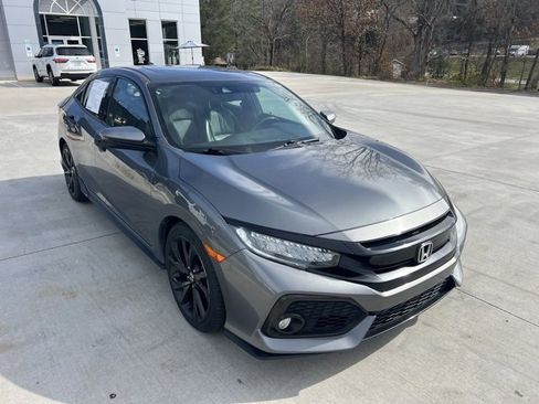 Used 2018 Honda Civic Sport Touring image 1
