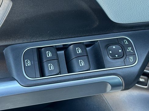 New 2026 Mercedes-Benz GLB 250 image 23