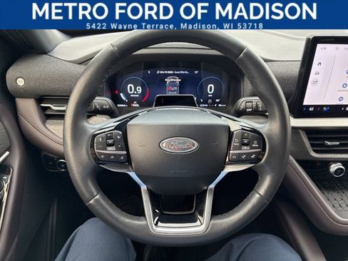 Certified 2025 Ford Explorer Platinum AWD/4WD image 27