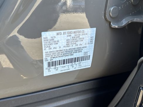 New 2026 Ford Explorer ST-Line w/ ST-Line Street Pack image 36