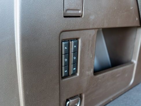 Used 2022 Ford Expedition King Ranch image 11