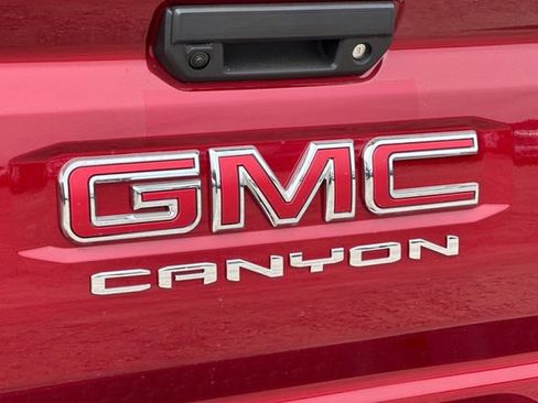 New 2026 GMC Canyon AT4 image 31