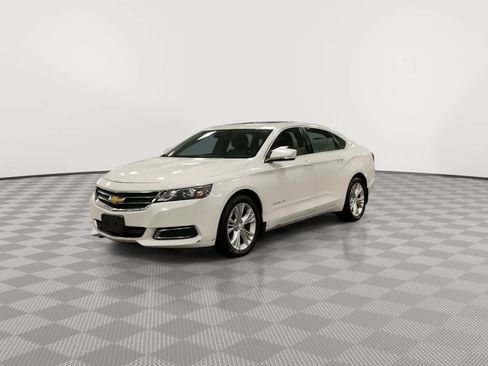 Used 2014 Chevrolet Impala LT w/ Premium Seating Package image 4