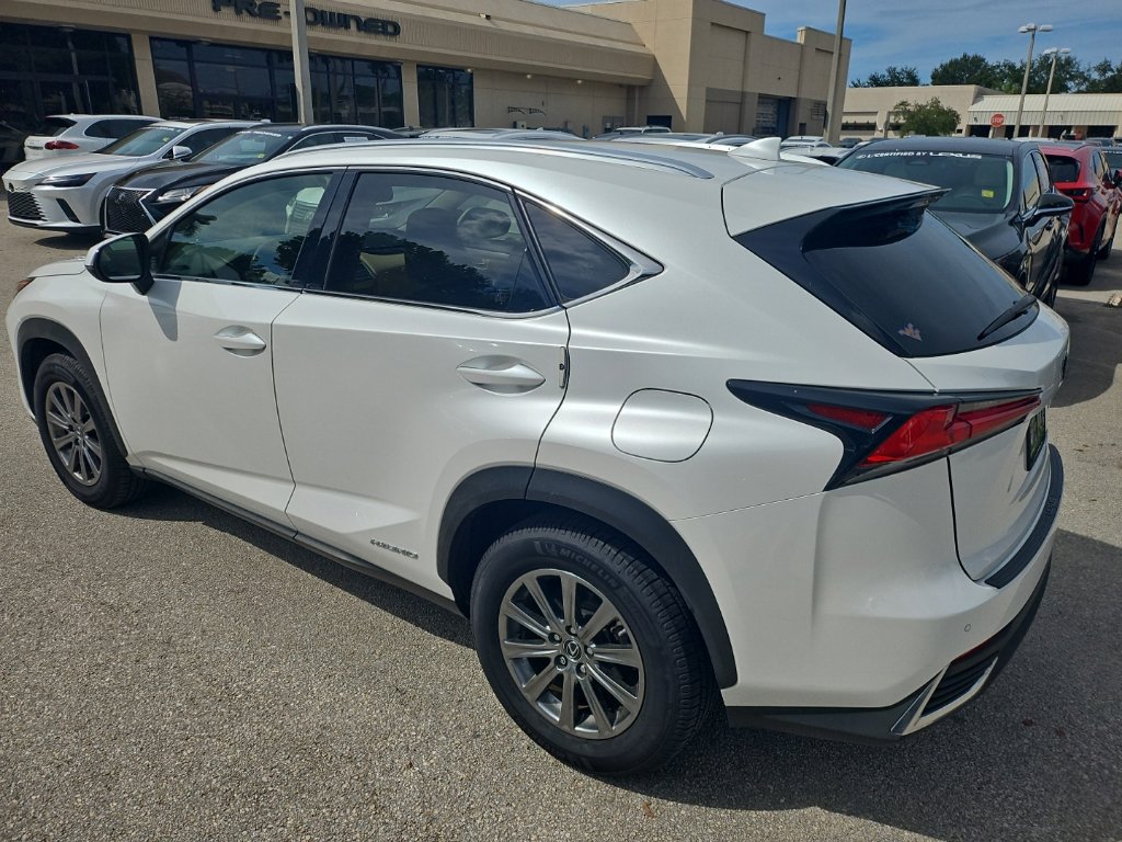 Used 2018 Lexus NX 300h AWD w/ Comfort Package image 7