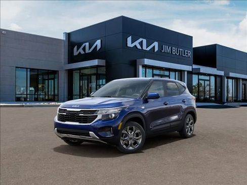 New 2026 Kia Seltos LX FWD image 1