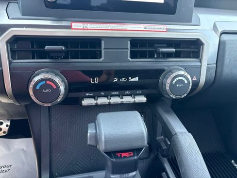 Used 2026 Toyota Tacoma TRD Sport AWD/4WD image 14