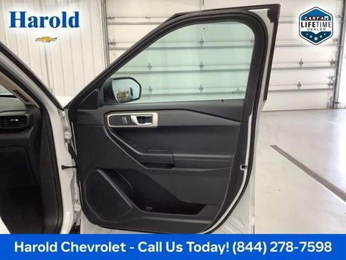 Used 2023 Ford Explorer 4WD image 11