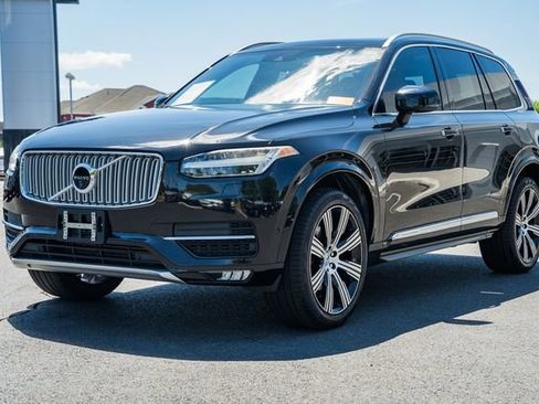 Used 2017 Volvo XC90 T6 Inscription w/ Luxury Package AWD/4WD image 3