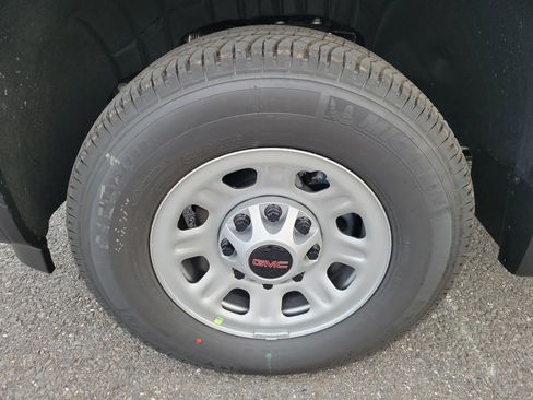 New 2026 GMC Sierra 3500 Pro w/ Convenience Package image 12