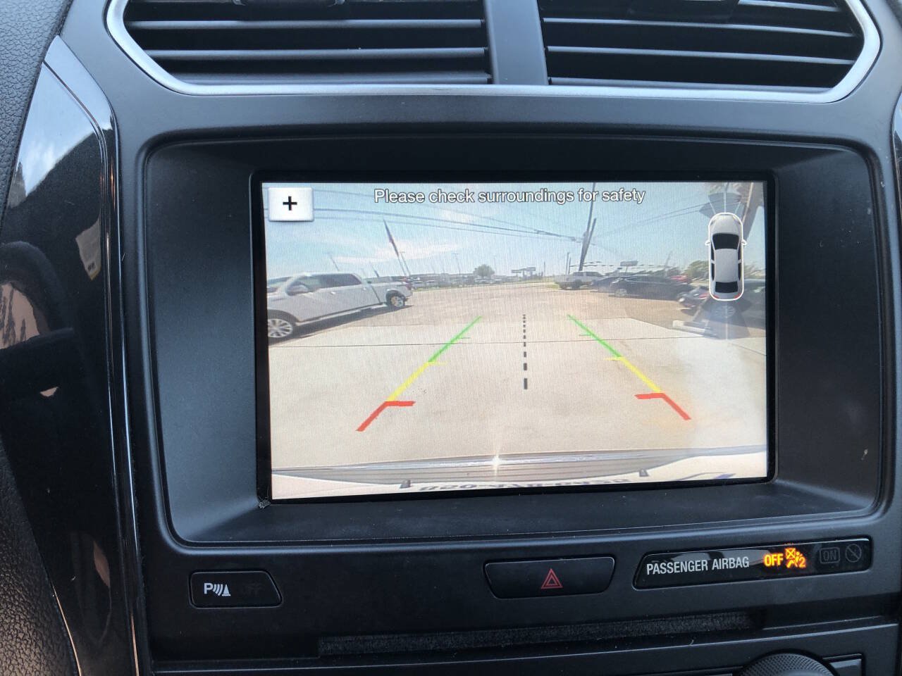 Used 2018 Ford Explorer XLT w/ Equipment Group 202A FWD image 19