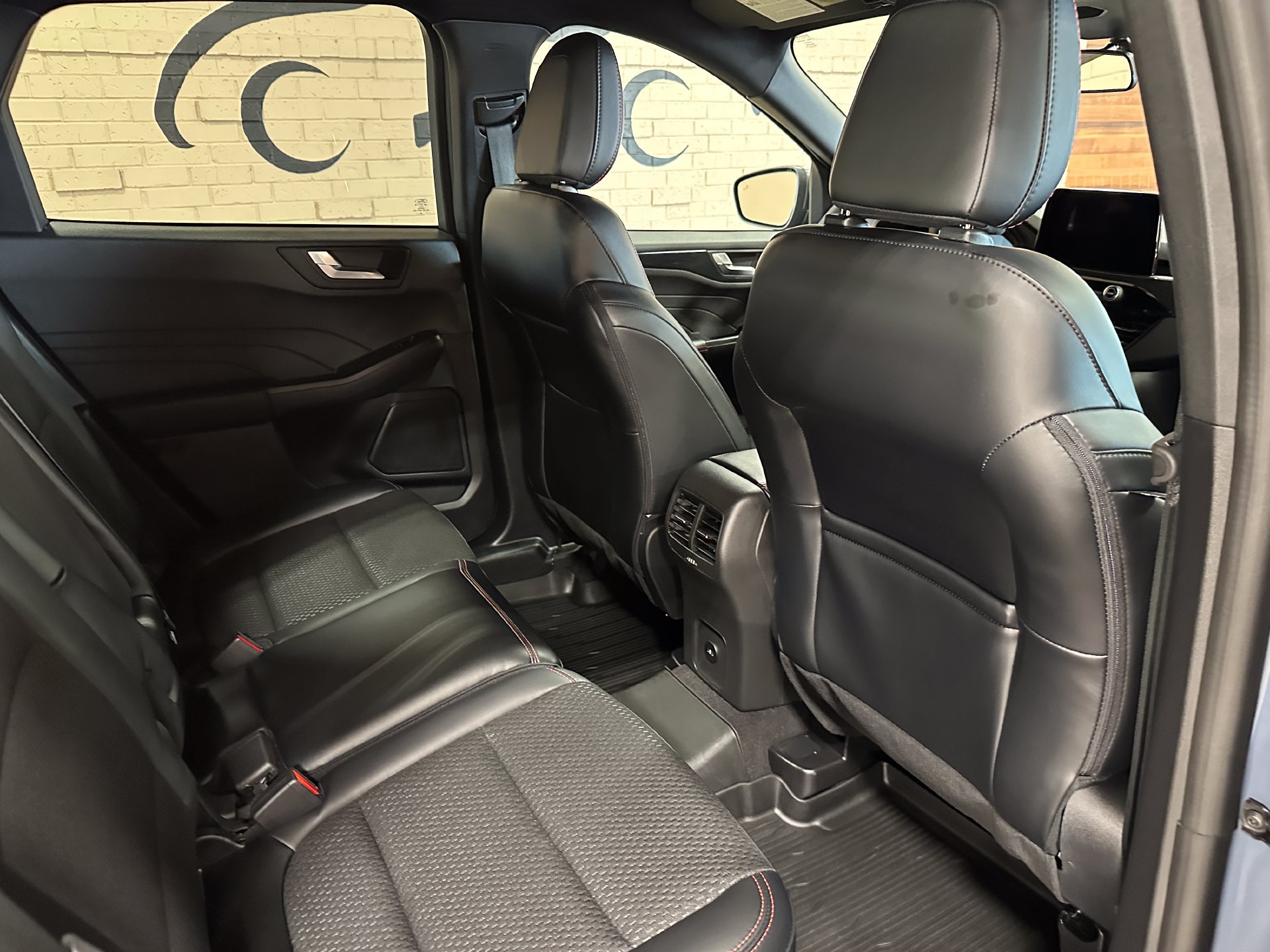 Used 2025 Ford Escape ST-Line AWD/4WD image 20