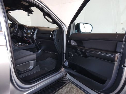 Used 2020 Ford Expedition XL AWD/4WD image 10