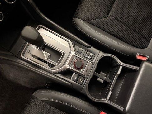 Used 2023 Subaru Forester Premium image 8