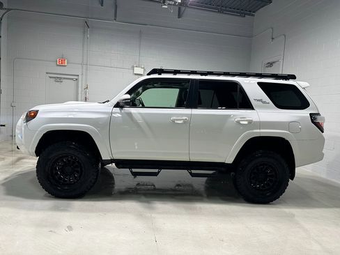 Used 2019 Toyota 4Runner TRD Off-Road Premium image 21