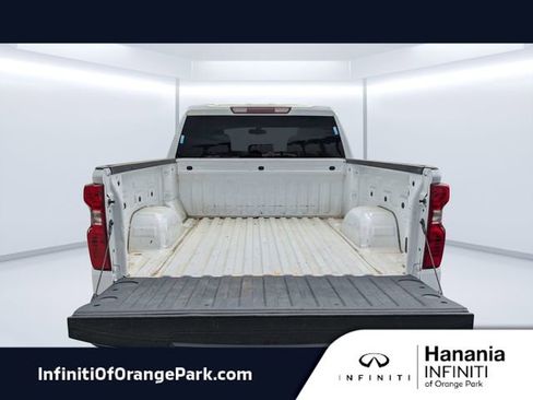 Used 2020 Chevrolet Silverado 1500 LT w/ LT Value Package image 12