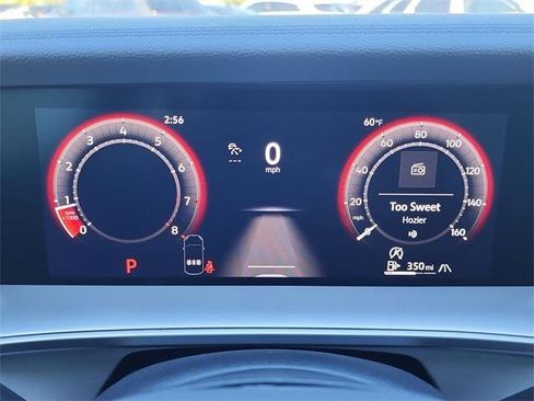 New 2025 Volkswagen Tiguan SE image 24