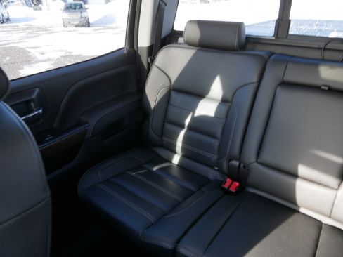 Used 2019 GMC Sierra 3500 Denali w/ Duramax Plus Package image 12