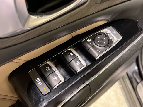 Used 2024 Kia Sorento SX Prestige w/ Olive Brown Leather Package image 33