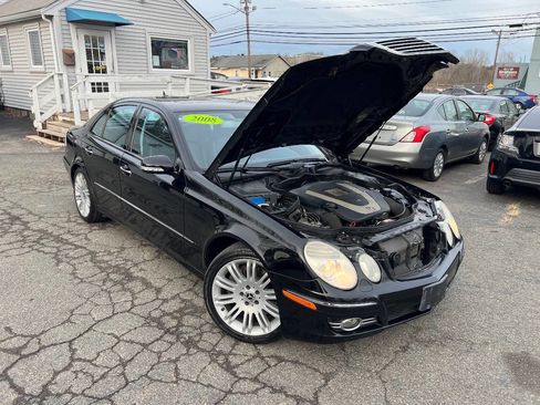Used 2008 Mercedes-Benz E 350 4MATIC Sedan image 37