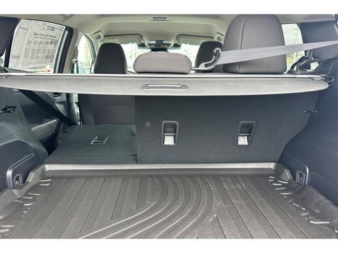 Used 2026 Subaru Crosstrek 2.0i Premium image 15