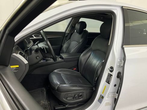 Used 2015 Hyundai Genesis 3.8 w/ Option Group 02 image 20