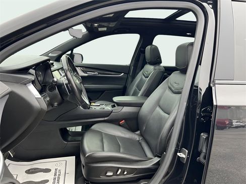 Used 2022 Cadillac XT6 Sport image 6