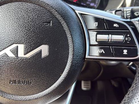 Used 2023 Kia Forte GT-Line w/ GT-Line Premium Package FWD image 10