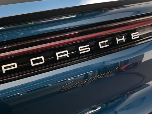 Certified 2026 Porsche Cayenne S AWD/4WD image 34