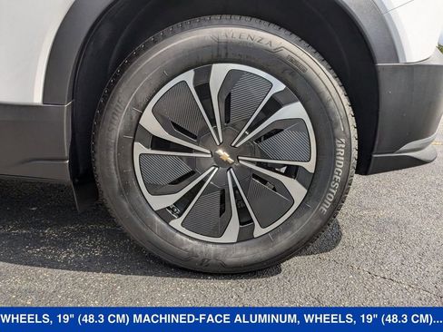 New 2025 Chevrolet Blazer EV LT image 10