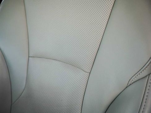 Used 2023 Honda Accord Touring image 11