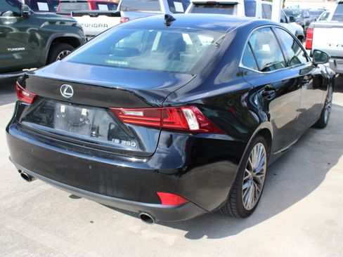 Used 2014 Lexus IS 250 w/ Navigation Package RWD image 11