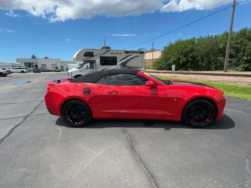 Used 2016 Chevrolet Camaro SS RWD image 9