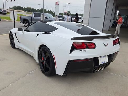 Used 2015 Chevrolet Corvette Stingray Coupe RWD image 10