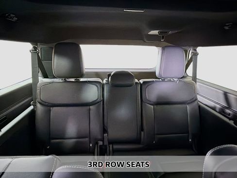 New 2025 Ford Expedition Max Platinum w/ Stealth Performance Package image 11