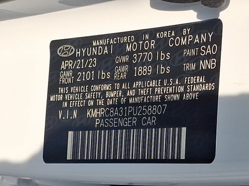 Certified 2023 Hyundai Venue Limited w/ Cargo Package FWD image 28
