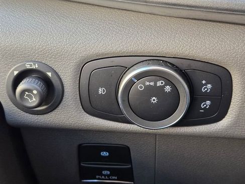 Used 2022 Ford E-Transit Medium Roof w/ Load Area Protection Package image 18