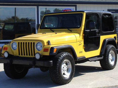 Used 2000 Jeep Wrangler Sport image 1