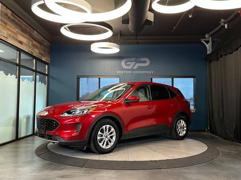 Used 2020 Ford Escape SE FWD image 7