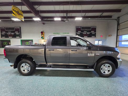 Used 2017 RAM 3500 Tradesman w/ Chrome Appearance Group image 5