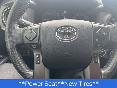 Used 2023 Toyota Tacoma TRD Off-Road image 21