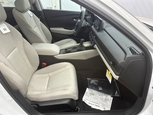 New 2025 Honda Accord SE image 14