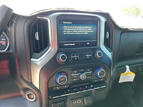 Used 2021 Chevrolet Silverado 1500 LT w/ Bed Protection Package AWD/4WD image 18